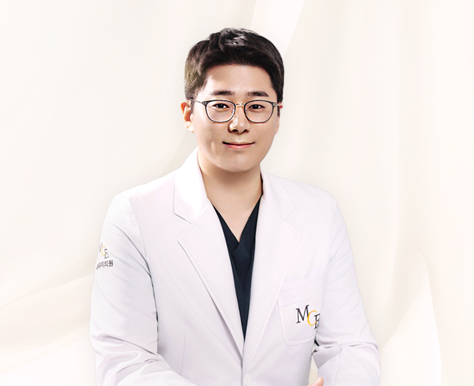 Kim Woong beom official portrait